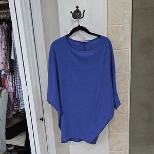 Elegant Women's Long Sleeve Top in Royal Blue